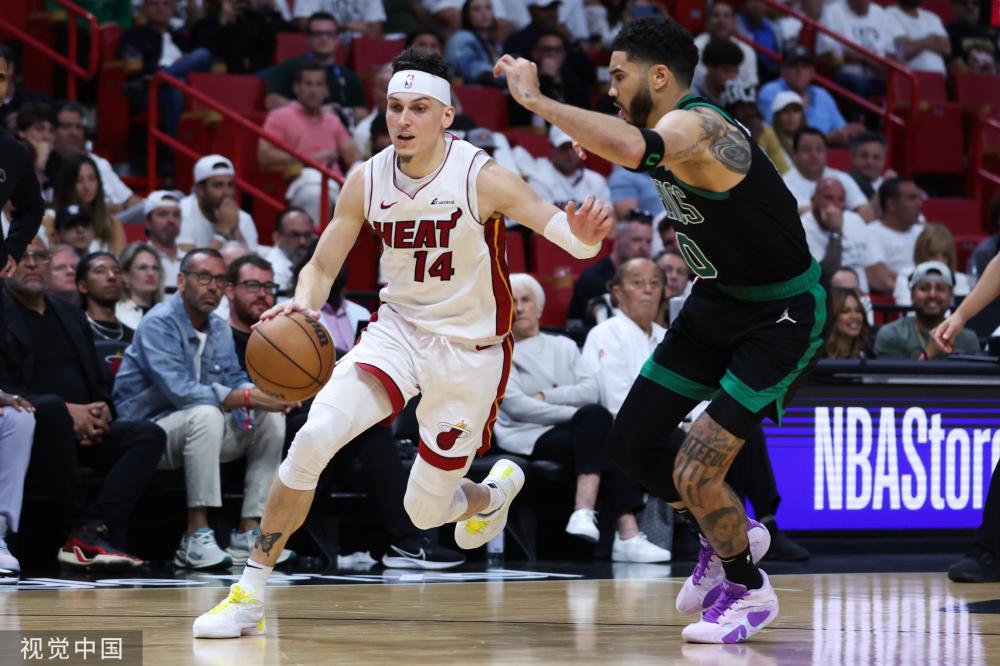 借助现代技 借助现代技